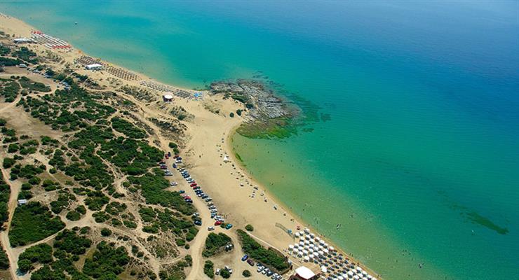 стрілянина в барі на пляжі в Кавалі