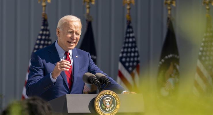 60% американців підтримують обов'язкову вакцинацію проти Covid-19