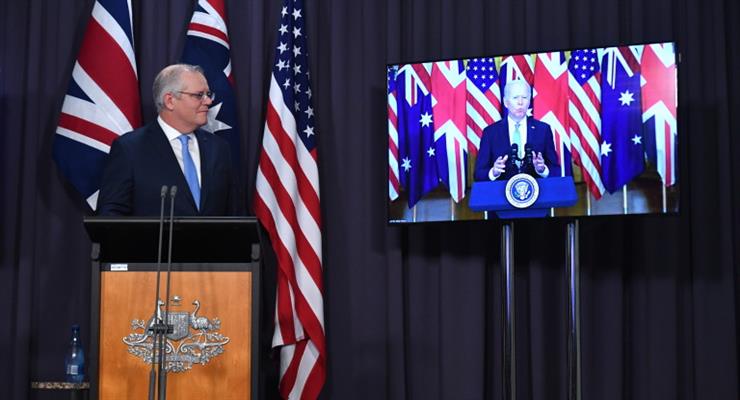 Австралия разорвала договор о подводных лодках с Францией, Париж в ярости