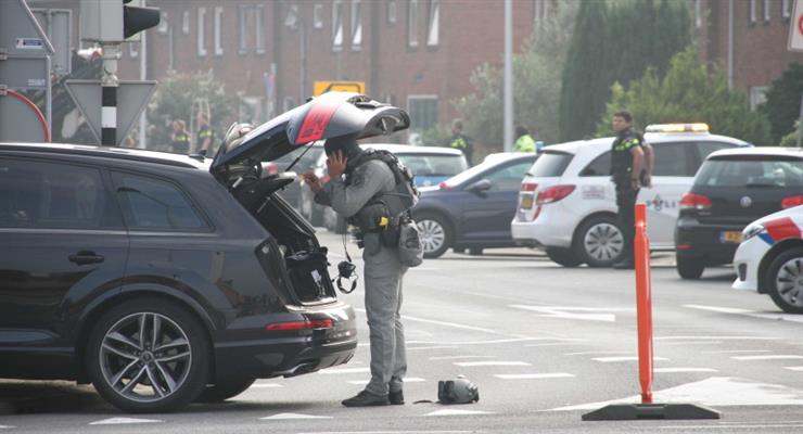 в Нидерландах двое погибли и один мужчина был ранен из арбалета