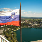 Конституційний суд Словенії заблокував обов'язкову вакцинацію держслужбовців