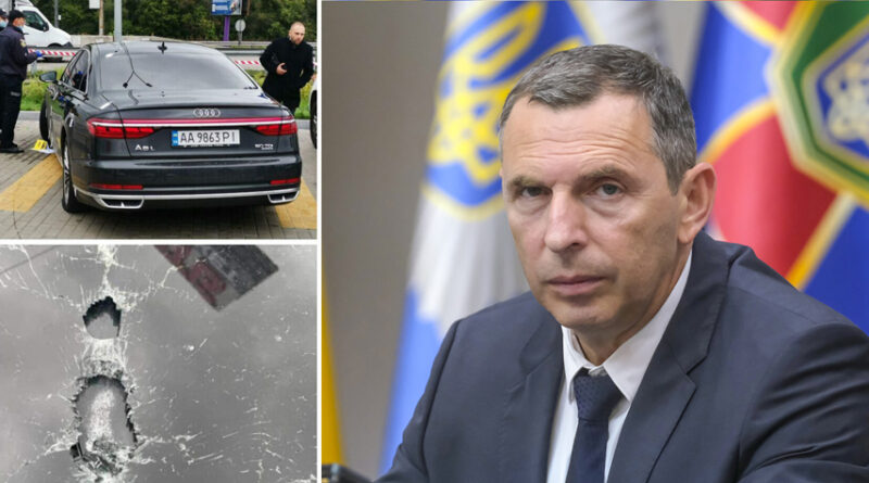 Обстріляли машину помічника президента України