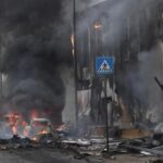 В Милане разбился самолет с восемью людьми на борту (ВИДЕО)