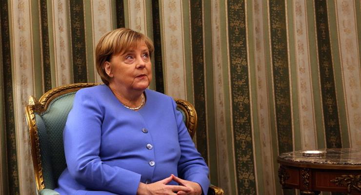 Меркель обеспокоена тем, что 3 миллиона немцев старше 60 не прошли вакцинацию