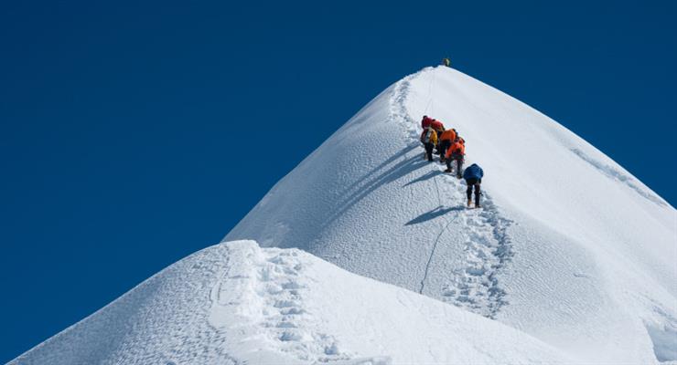 Шукають трьох альпіністів у Непалі