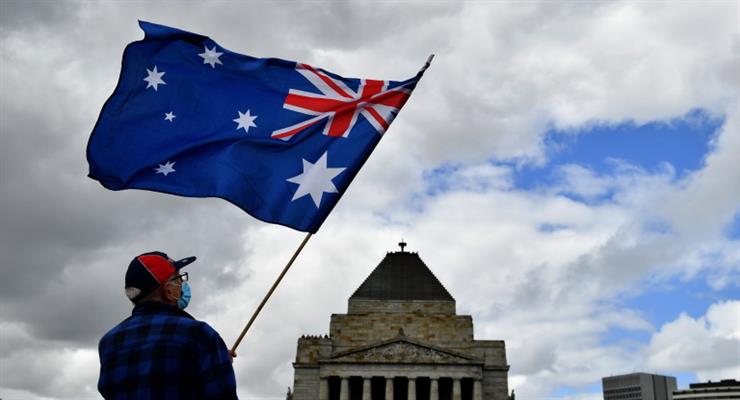 Австралія полегшує правила в'їзду іноземців