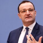 Німці будуть «щеплені, виліковані чи помруть» від COVID-19