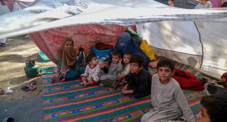 ВООЗ: "Мільйони дітей в Афганістані можуть померти від недоїдання"