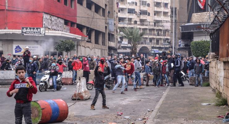 Протестувальники в Лівані перекривають дороги через економічний колапс