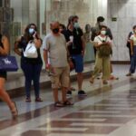 Греция ввела новые ограничения для непривитых Греция ввела новые ограничения для непривитых