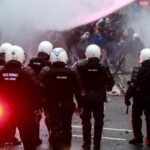 Тисячі людей протестують у Брюсселі проти обмежень COVID