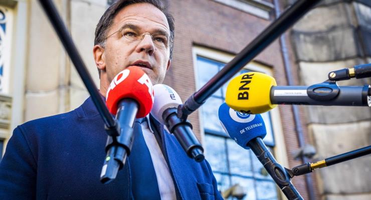 Прем'єр-міністр Нідерландів назвав протести проти COVID-19 "чистим насильством з боку ідіотів"