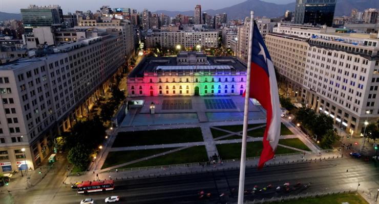 У Чилі легалізувала одностатеві шлюби