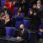 Олаф Шольц официально избран канцлером Германии