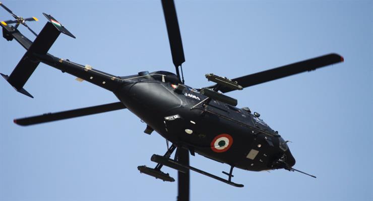 Військовий вертоліт з начальником штабу оборони розбився в Індії