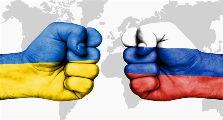 Россия увеличила численность своих войск к украинской границе до 120 тысяч