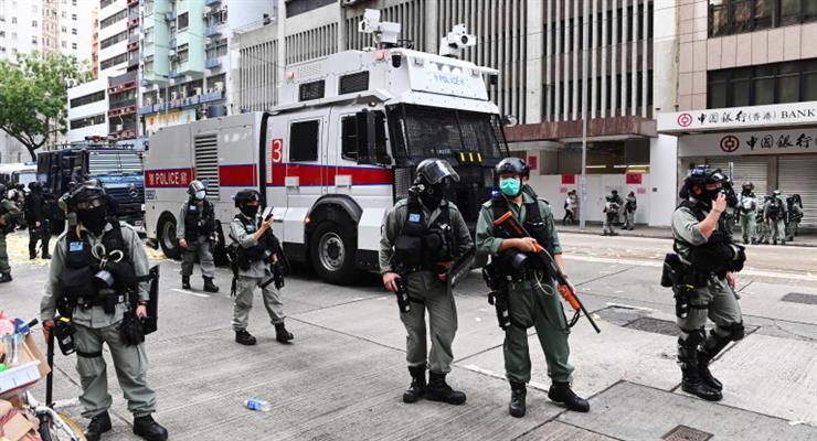 Поліція провела обшук продемократичних ЗМІ в Гонконгу, заарештувавши шістьох людей