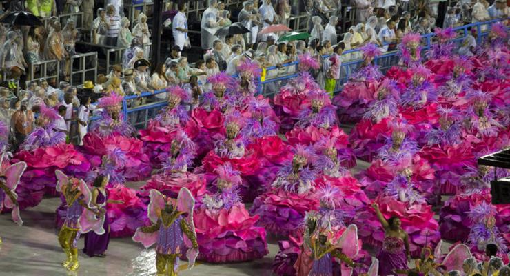 Ріо-де-Жанейро скасовує карнавальні вуличні ходи