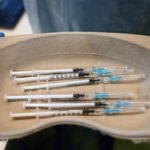 В Росії випробовують комбіновану вакцину від COVID В Росії випробовують комбіновану вакцину від COVID