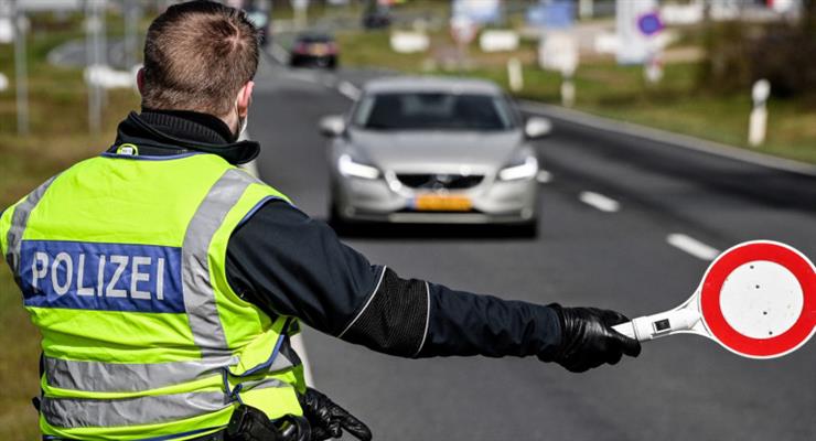 Двое полицейских в Германии убиты во время обычного обыска автомобиля