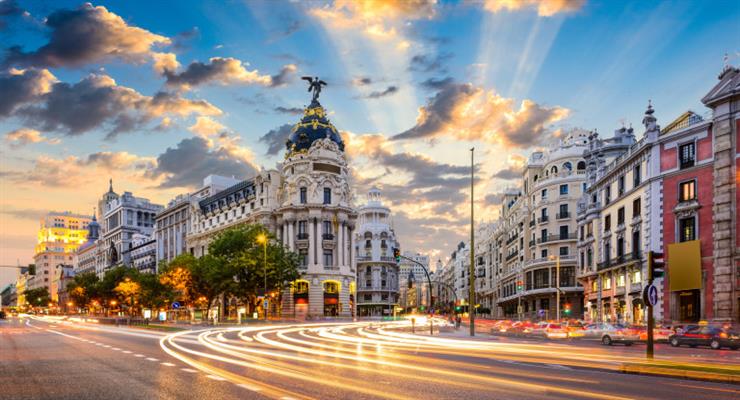 Іноземних туристів в Іспанії в 2021 році стало більше