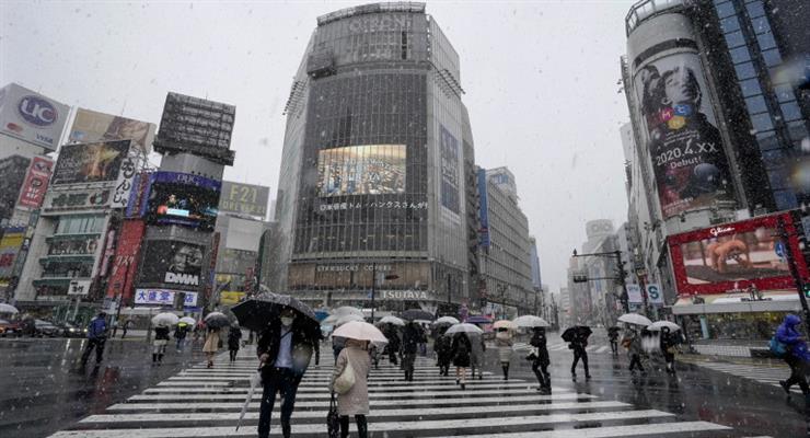 Японія продовжує заходи щодо боротьби з COVID у Токіо та 12 інших префектурах