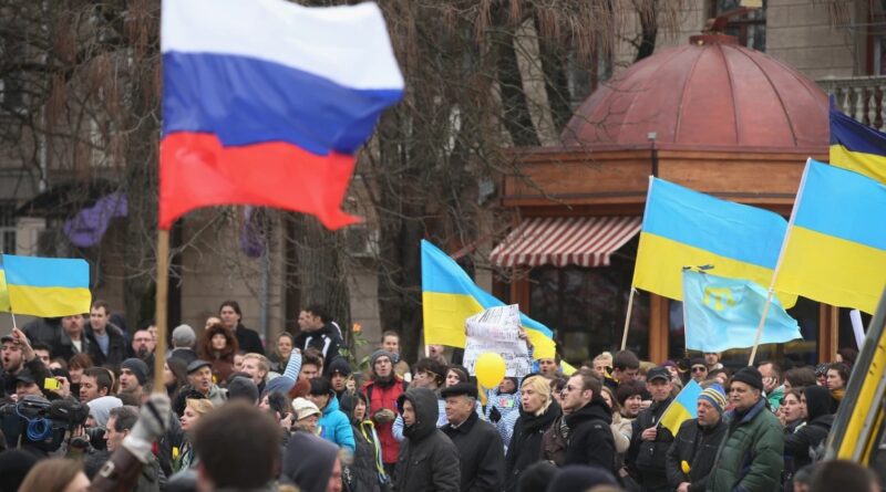 Україна закликала своїх громадян негайно покинути Росію