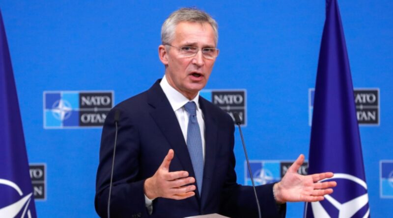 НАТО активує плани оборони, переміщує війська