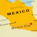 Мексика: як дістатися та перетнути кордон?