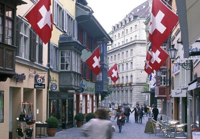 Швейцария: SONAS принял изменения в распределении украинских беженцев по кантонам