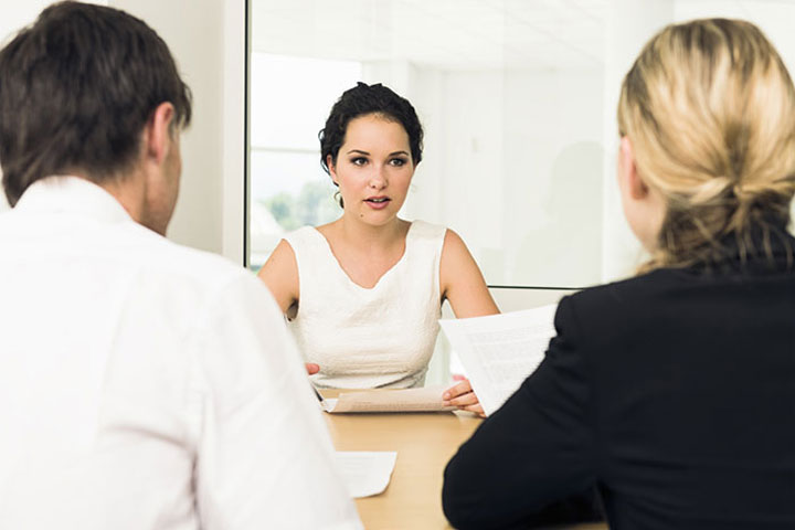 Обсуждение условий работы с работодателем фото