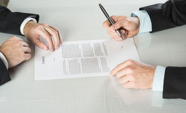 Трудовой контракт фото