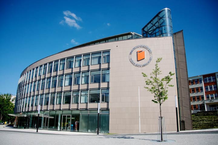 Університет фото