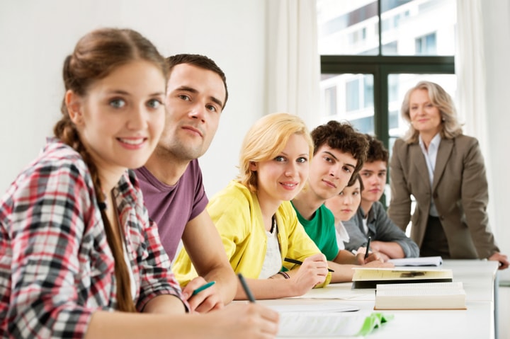 kak-postupit-v-vuz-min