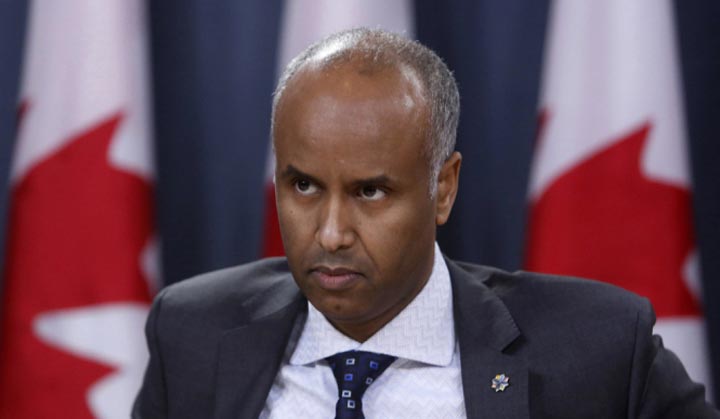 Министр иммиграции Канады Ахмед Хусен