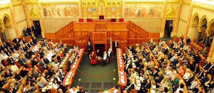 Правительство Венгрии фото