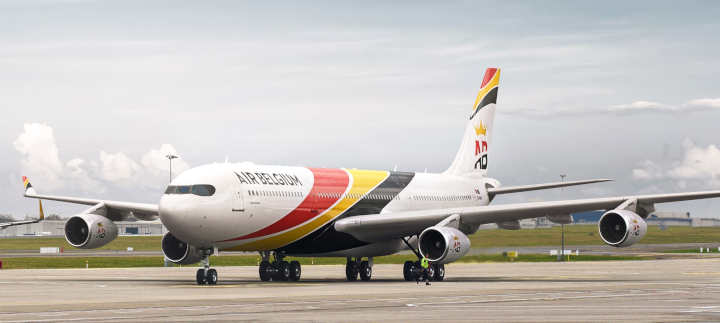 Самолет фото