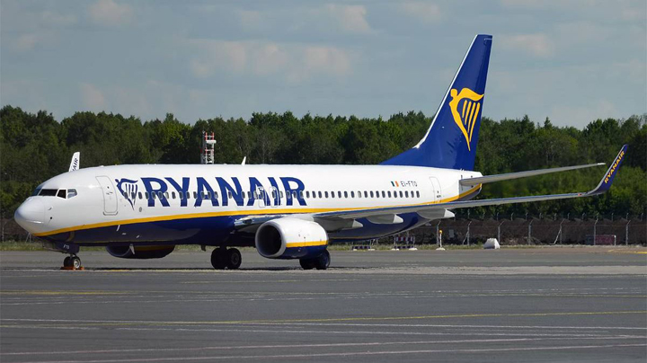 ирландский лоукостер ryanair