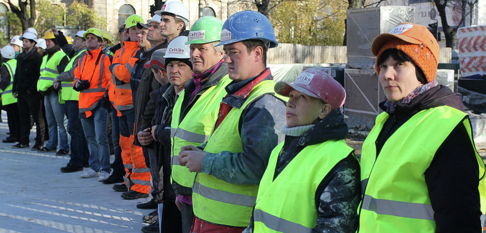 Строители в Латвии